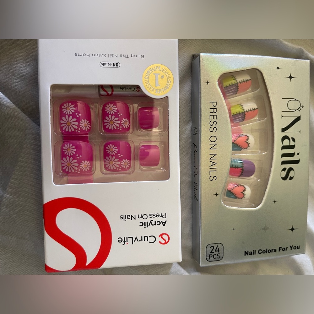 Two packs of press on nails
